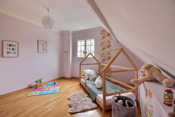 Maison familiale proche de la gare