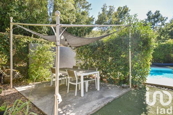 Maison à vendre 4 pièces 110 m² Roquevaire