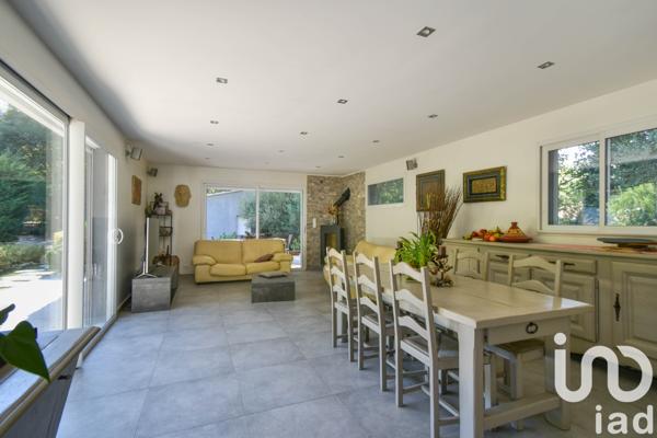 Maison à vendre 4 pièces 110 m² Roquevaire