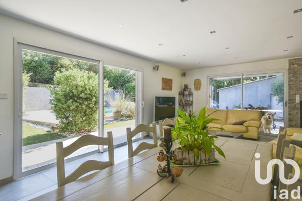 Maison à vendre 4 pièces 110 m² Roquevaire