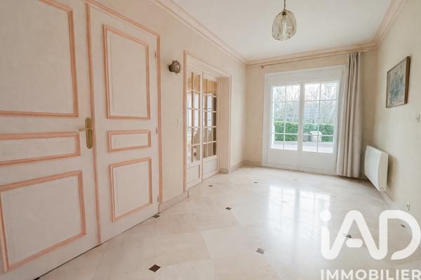 Maison à vendre 8 pièces 239 m² Abondant