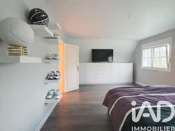 Maison à vendre 8 pièces 239 m² Abondant
