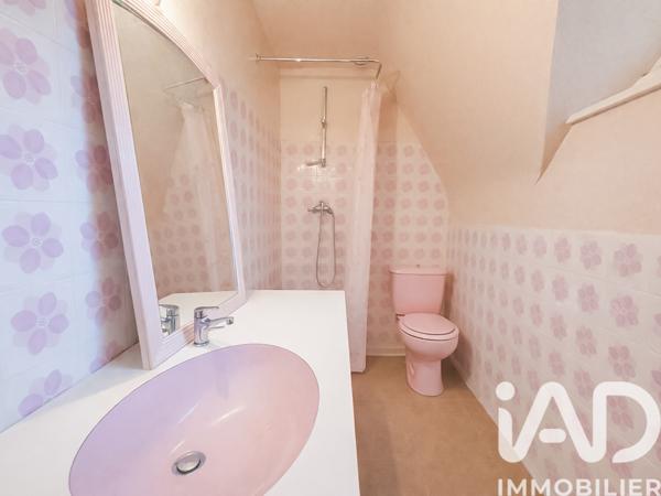 Maison à vendre 8 pièces 239 m² Abondant