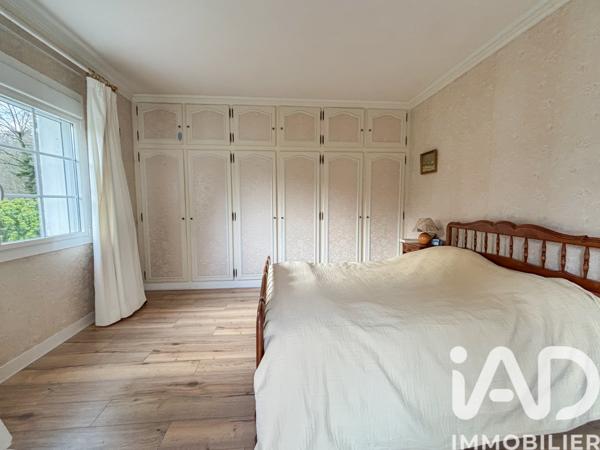 Maison à vendre 8 pièces 239 m² Abondant