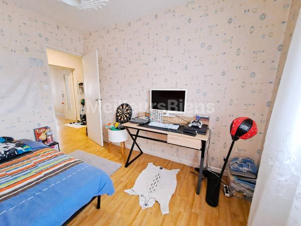 A SAISIR à Luxeuil les bains, charmant appartement avec balcon et garage !