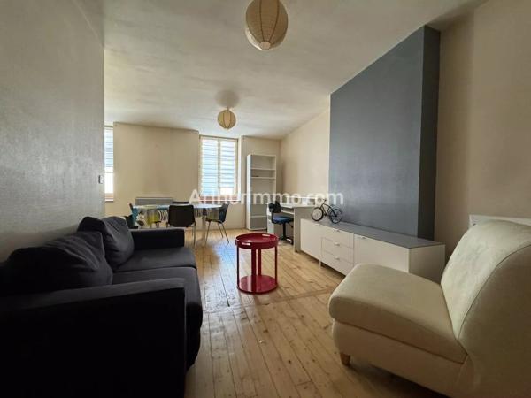 Location                                                      Appartement
                        
                     2 pièces                      44 m2                     à Hauts de Bienne
