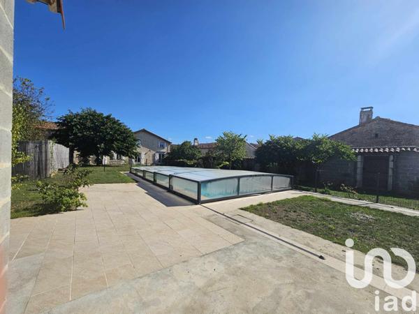 Maison à vendre 8 pièces 277 m² Courcôme