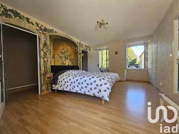 Maison à vendre 8 pièces 277 m² Courcôme