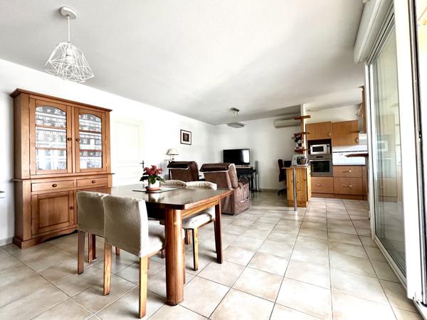 Maison appartement dans résidence sécurisée pour sénoirs