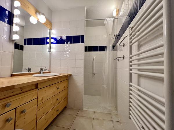 Maison appartement dans résidence sécurisée pour sénoirs
