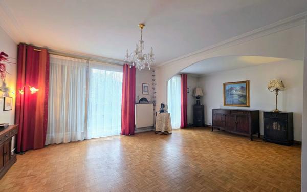Appartement à vendre    3 pièces • 71 m2 Saint-Maur-des-Fossés