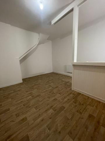 A louer appartement T2 - Caudebec les Elbeuf 76320 - Réf LIRDCFC