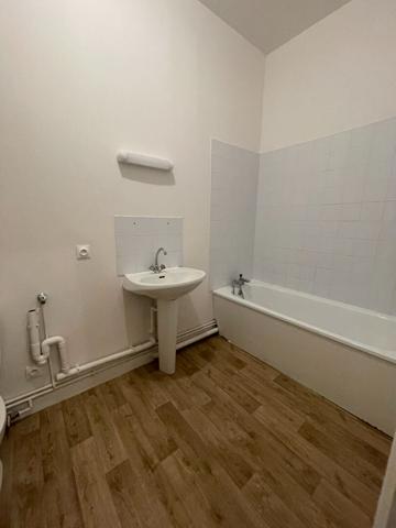 A louer appartement T2 - Caudebec les Elbeuf 76320 - Réf LIRDCFC