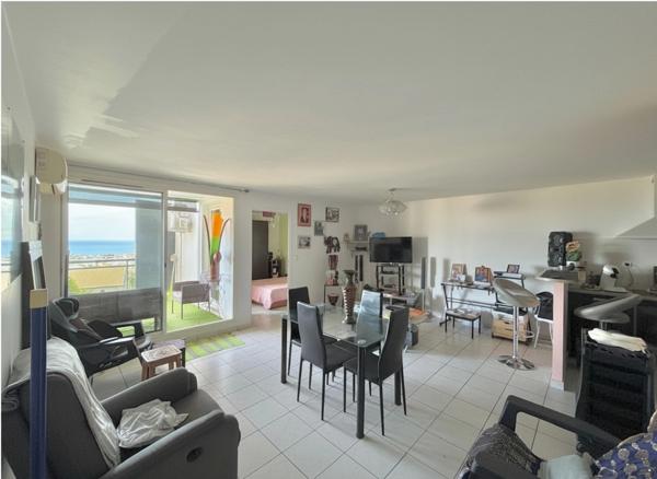 À vendre T3 avec vue mer panoramique – Sainte-Clotilde (Saint-Denis)