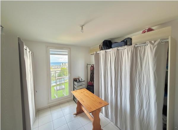 À vendre T3 avec vue mer panoramique – Sainte-Clotilde (Saint-Denis)