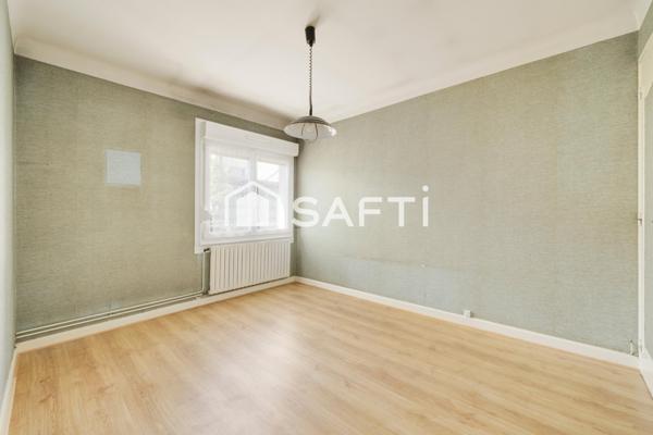 Idéal Primo-accédants, Sous sol complet, toiture et huisseries 10 ans...