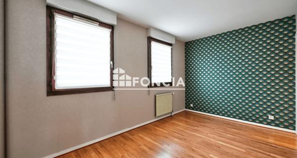 À vendre Appartement 4 pièces 82.38 m² - Montigny-le-bretonneux 78180