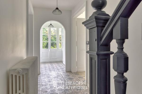 Villa balnéaire et ses dépendances aménagées proche du port de plaisance