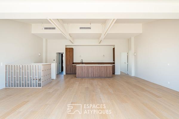 Dernier étage en duplex avec balcons et vue dégagée