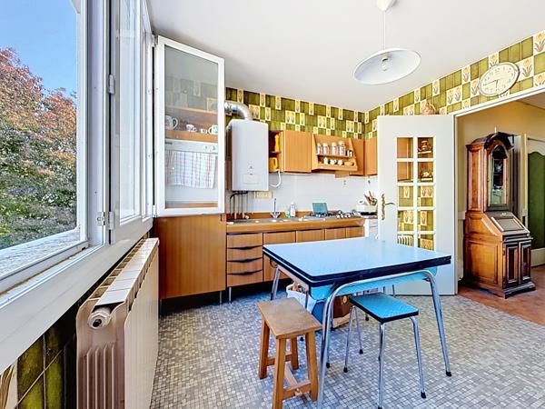 Appartement
         4 pièces
        - 76 m² Exclusivité 120 000 € *