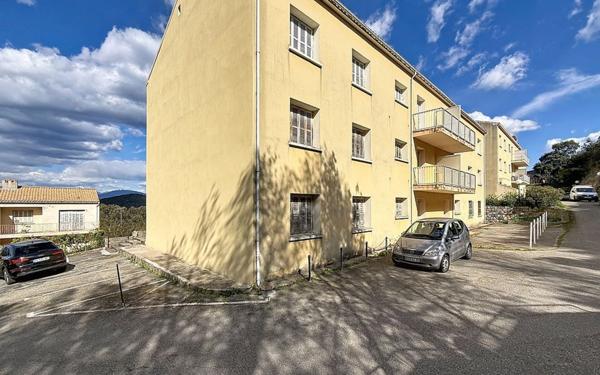 Appartement à vendre    4 pièces •  Sartène