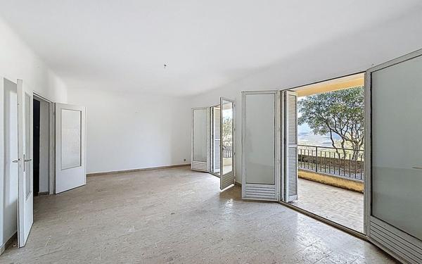 Appartement à vendre    4 pièces •  Sartène
