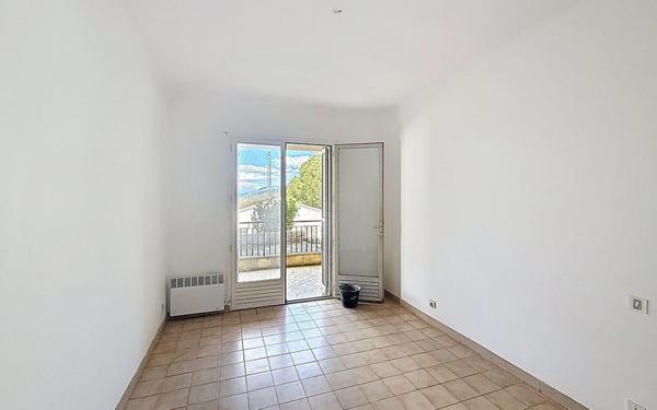 Appartement à vendre    4 pièces •  Sartène