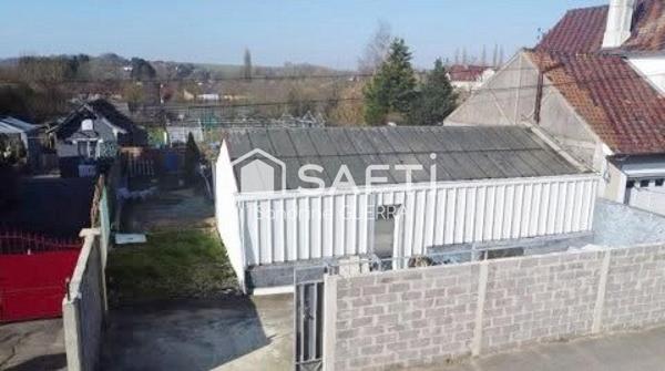 Terrain à usage de serre constructible