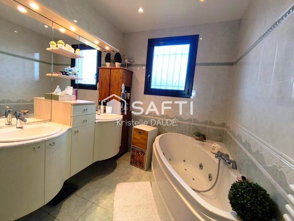 Maison de charme de plain pied - 181 m² - Secteur Montauban Sud ( accès rocade rapide )