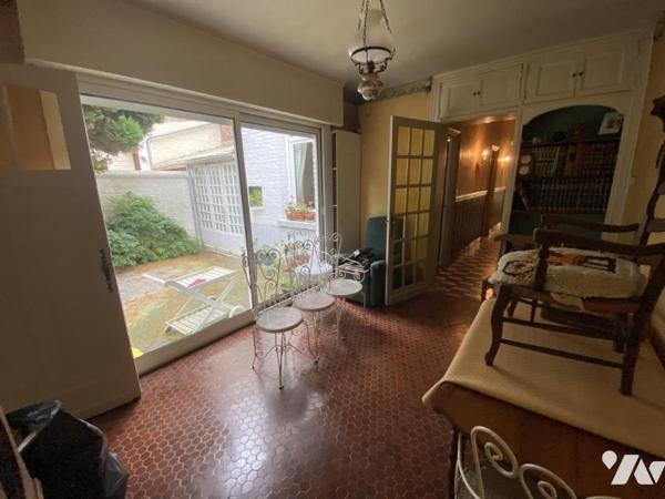 Maison de ville 4 chambres jardin et garage.