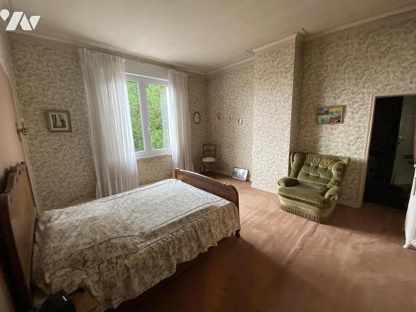 Maison de ville 4 chambres jardin et garage.