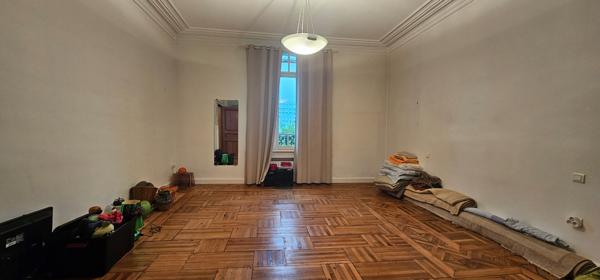 Superbe Propriété avec Centre Wellness Piscine, Sauna