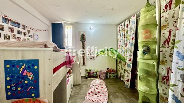 Maison 8 pièces - 155 m² Exclusivité efficity