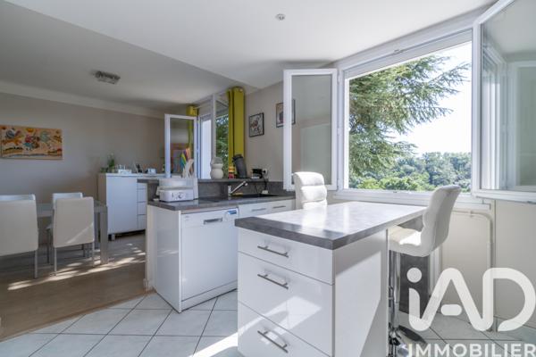 Maison à vendre 4 pièces 135 m² Charbonnières-les-Bains
