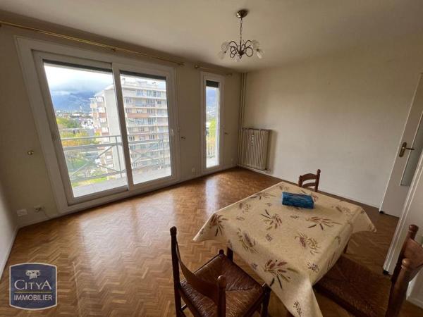 Appartement à louer 4 pièces 73.63m²