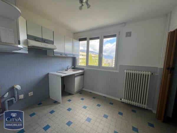 Appartement à louer 4 pièces 73.63m²