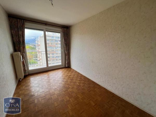 Appartement à louer 4 pièces 73.63m²