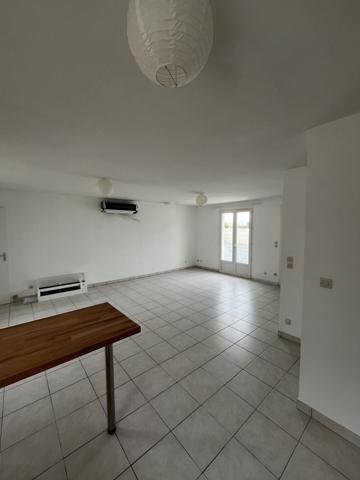 Maison T4 rénovée Puilboreau proche commerces et centre