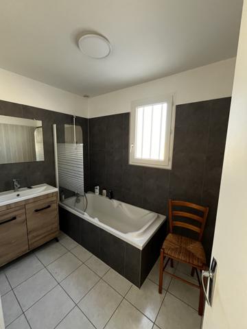 Maison T4 rénovée Puilboreau proche commerces et centre