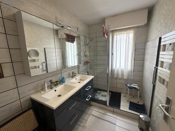 Appartement à vendre à Saint-Malo en Ille-et-Vilaine (35400), ref : 35084-777   
Paramé