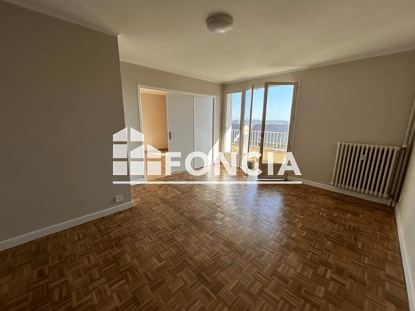 Location Appartement 3 pièces 71.22 m² - 32 RUE DE CAMONIL Rodez 12000
