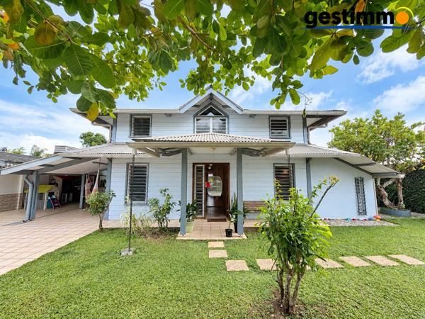 MACOURIA – Villa de caractère de 168 m² avec piscine sur 700 m² de terrain.