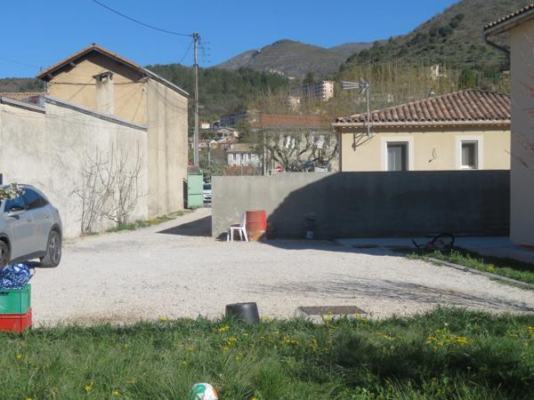 MAISON + TERRAIN à CONSTRUIRE - Quartier de la Sèbe à DIGNE LES BAINS (04000)