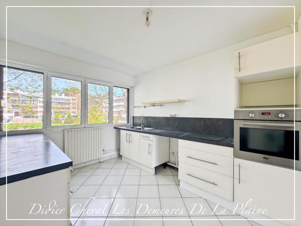 Noisy-le-Roi (78590) APPARTEMENT LUMINEUX SANS VIS-À-VIS