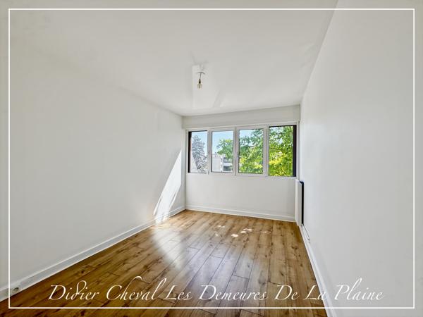 Noisy-le-Roi (78590) APPARTEMENT LUMINEUX SANS VIS-À-VIS