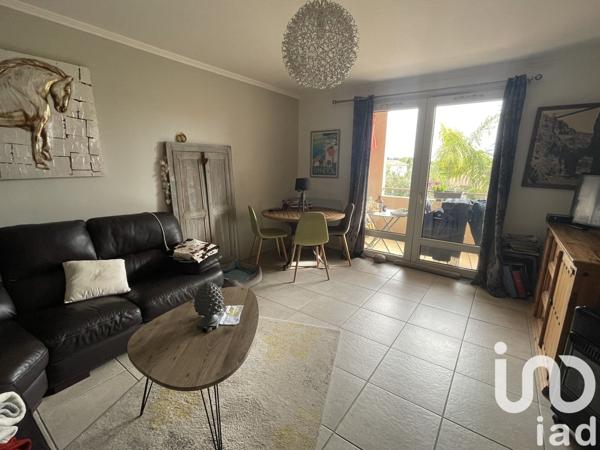 Appartement 4 pièces de 80 m² à Sanary-sur-Mer (83110)