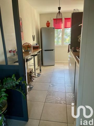 Appartement 4 pièces de 80 m² à Sanary-sur-Mer (83110)