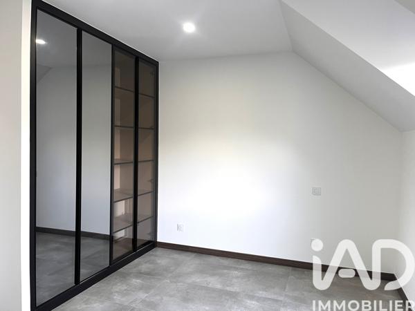 Maison à vendre 6 pièces 172 m² Saint-Barthélemy-d'Anjou