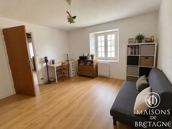 29380 BANNALEC Longère en pierres sur terrain constructible