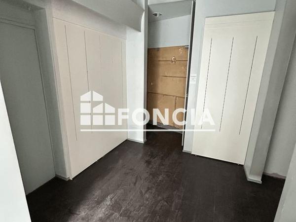 Location Local commercial 2 pièces 40.47 m² - 40 RUE JEAN JAURES Limoges 87000